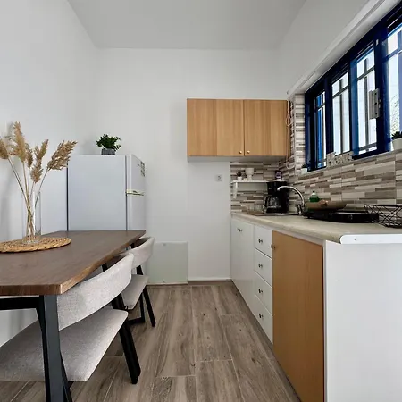 בית נופש Modern With Garden, Near - El Greco No 3 Tigaki