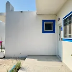 Modern With Garden, Near - El Greco No 3 Дом отдыха