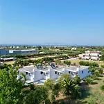 Modern With Garden, Near - El Greco No 3 Дом отдыха *